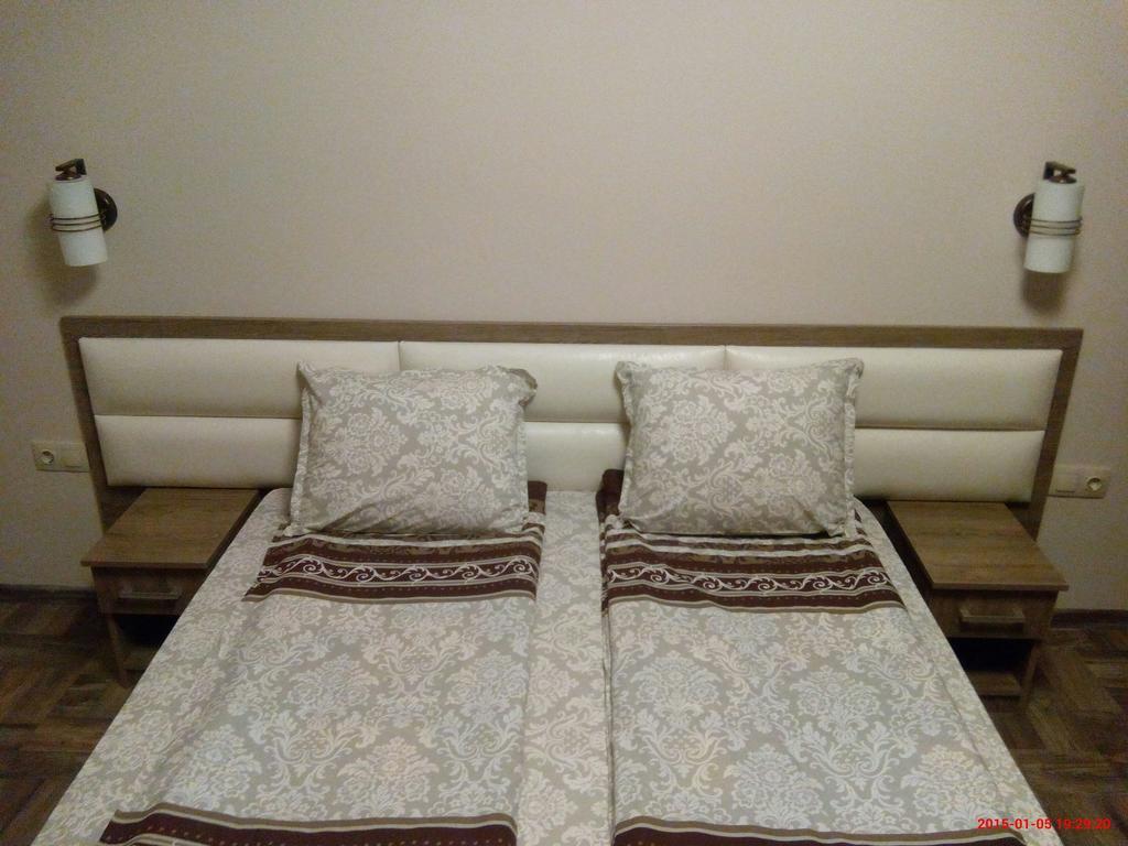 Mineral 56 Hotel Banya  Room photo